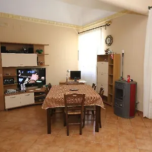 Laura Affitta Baronessina Palermo
